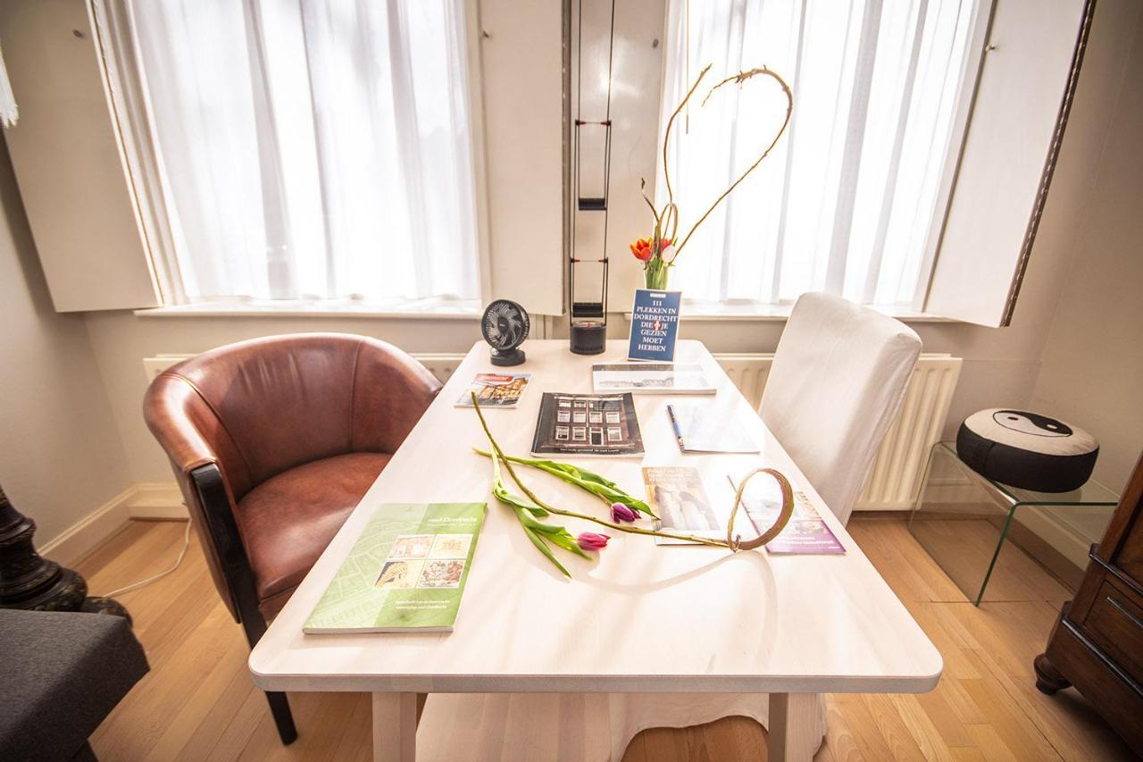 도르드레흐트 Nieuwehaven25 B&B 외부 사진